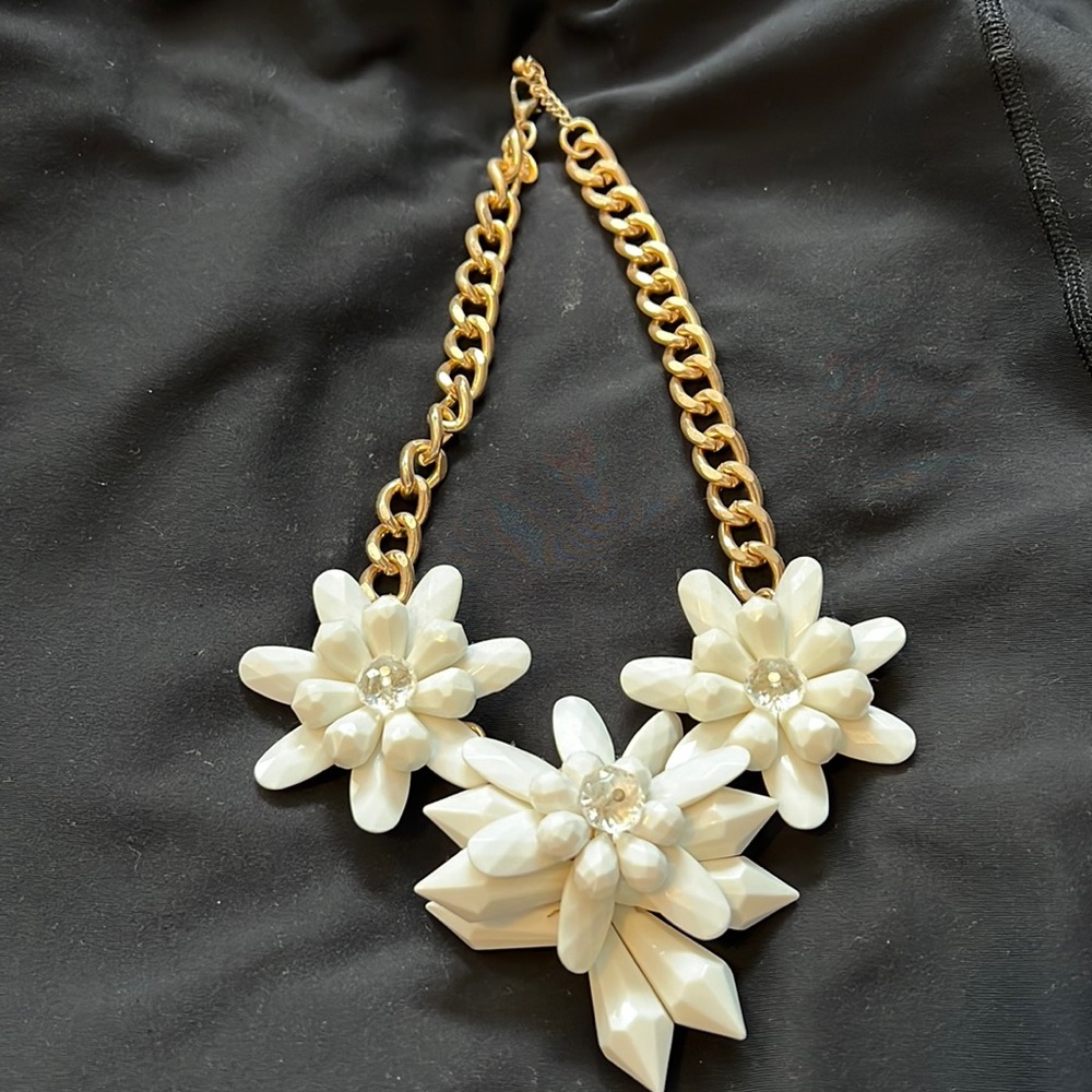 18” Gold and Ivory Statement Necklace.